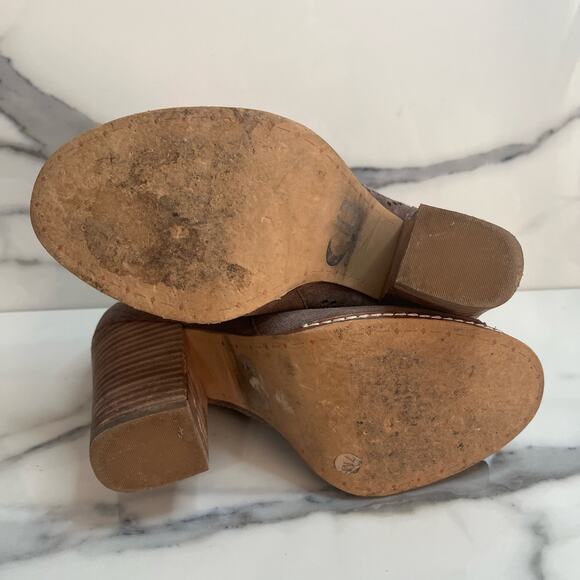 Gianni Bini | Women's Brown Leather Laser Cut Peep Toe Block Heel Boots Sz 7 - Picture 7 of 7